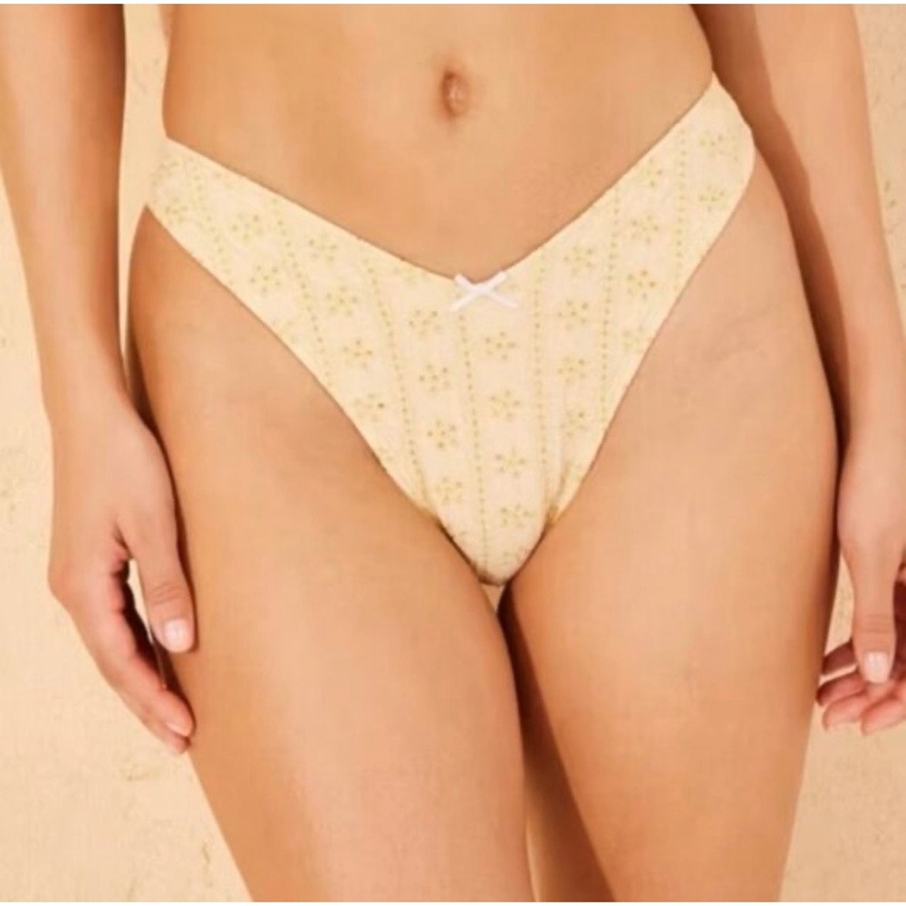 Wild‎ Fable Yellow Eyelet V-Waist Ultra High Leg Extra Cheeky Bikini Bottom XS